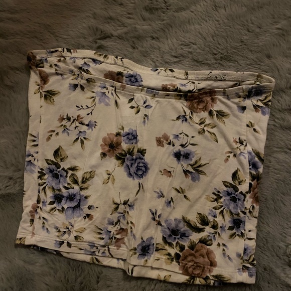 AE flower tube top - Picture 2 of 3
